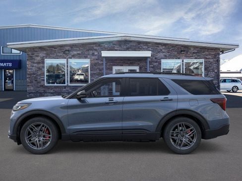 New 2026 Ford Explorer ST-Line w/ ST-Line Street Pack image 3