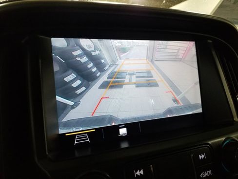 Used 2019 GMC Canyon All Terrain w/ All Terrain X Package image 9