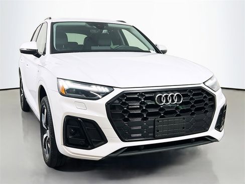 Used 2023 Audi Q5 2.0T Prestige image 2