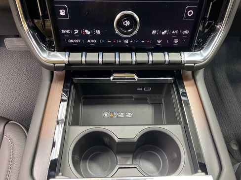 New 2026 GMC Yukon Denali w/ Denali Reserve Package image 20