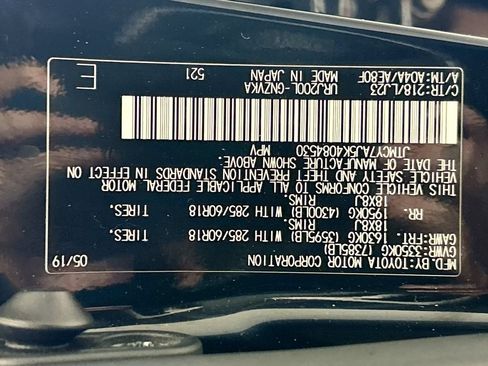 Used 2019 Toyota Land Cruiser w/ Preferred Accessory Package AWD/4WD image 34