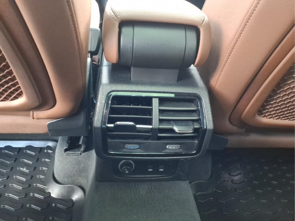 Used 2023 Audi Q3 2.0T Premium AWD/4WD image 16