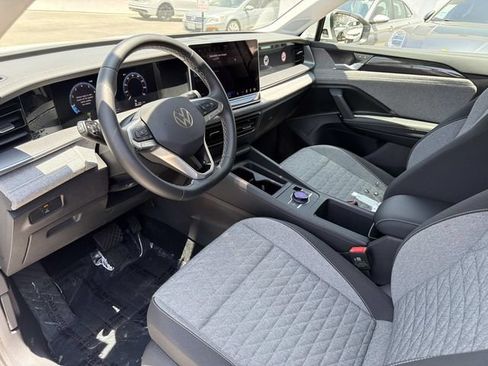 Used 2025 Volkswagen Tiguan S AWD/4WD image 13