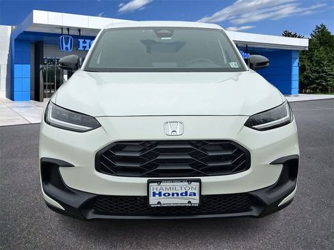 Certified 2025 Honda HR-V Sport image 28