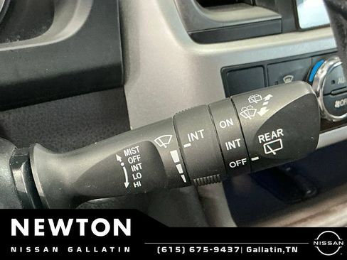 Used 2017 Toyota Highlander Limited FWD image 39