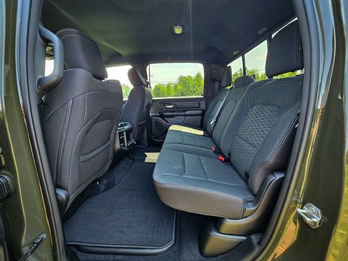 New 2026 RAM 1500 Express AWD/4WD image 31