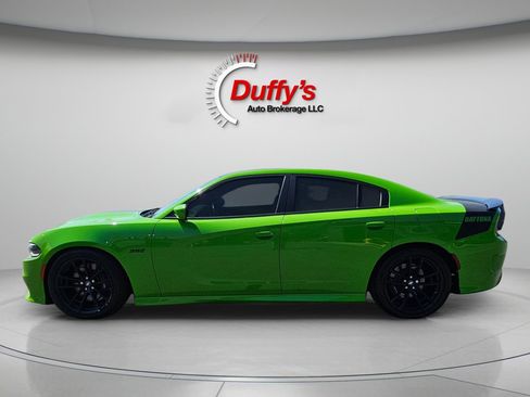 Used 2017 Dodge Charger R/T w/ Quick Order Package 21Y RWD image 14