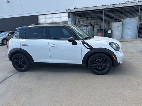 Used 2016 MINI Cooper Countryman S image 4