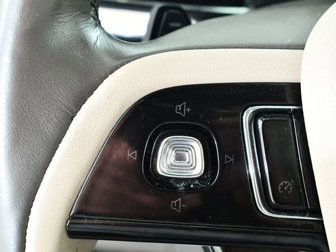 Used 2022 Lincoln Corsair AWD w/ Premium Package image 29