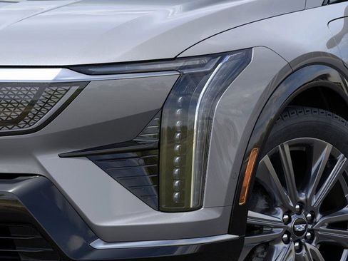 New 2025 Cadillac Optiq Sport 2 image 10