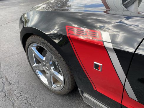 Used 2012 Ford Mustang GT Premium RWD image 12