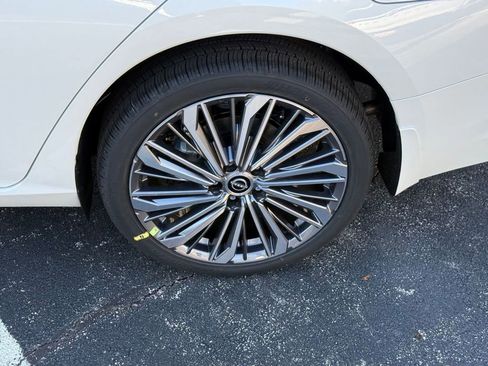 New 2025 Nissan Altima 2.5 SL image 13