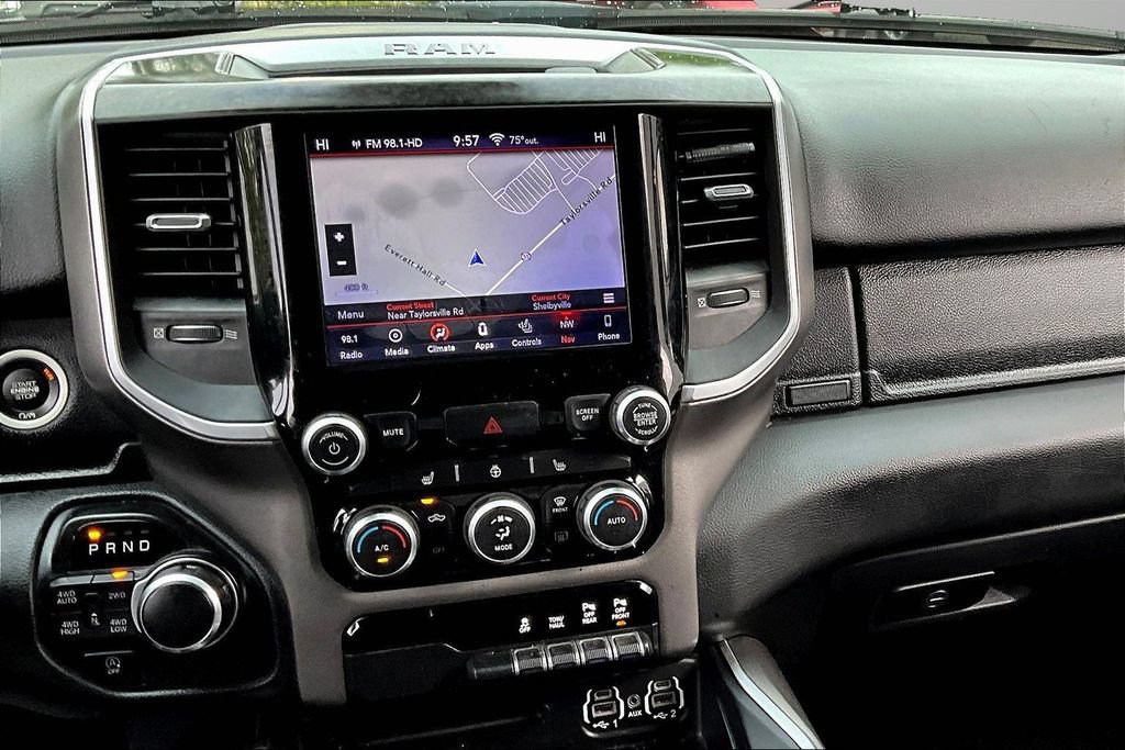 Used 2019 RAM 1500 Big Horn AWD/4WD image 9