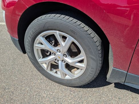 Used 2018 Chevrolet Equinox LT AWD/4WD image 5