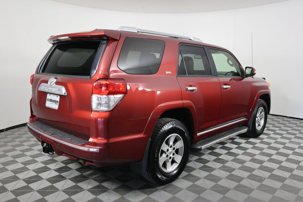 Used 2013 Toyota 4Runner SR5 w/ Premium Pkg AWD/4WD image 2