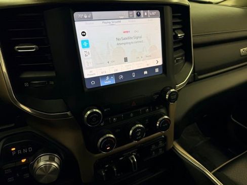 Used 2022 RAM 1500 Laramie AWD/4WD image 13