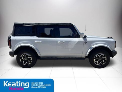 Used 2022 Ford Bronco Outer Banks AWD/4WD image 4