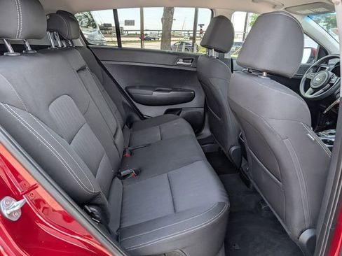 Used 2021 Kia Sportage LX image 29