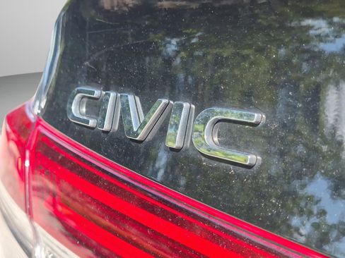 Certified 2024 Honda Civic LX image 30