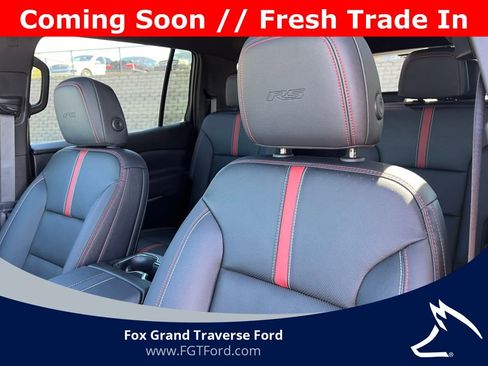 Used 2024 Chevrolet Traverse RS w/ LPO, Floor Liner Package AWD/4WD image 13