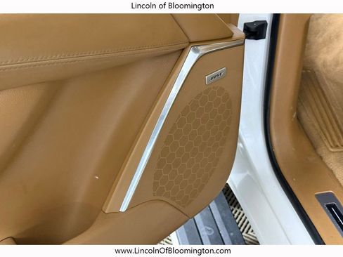 Used 2016 Cadillac Escalade ESV Platinum image 21