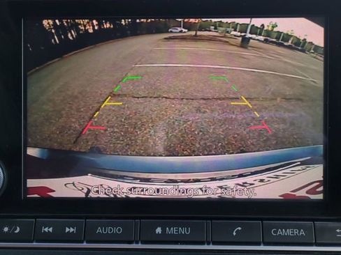 Used 2025 Nissan Altima 2.5 SV image 19