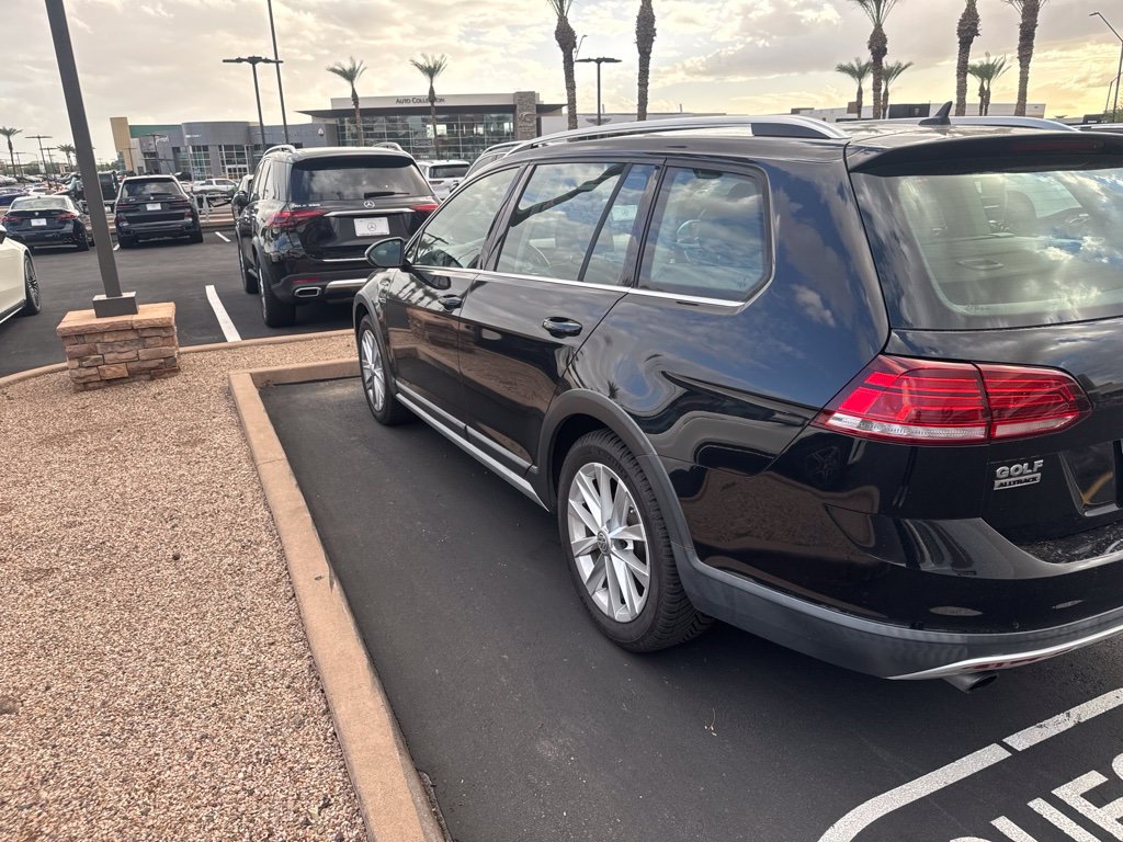 Used 2019 Volkswagen Golf Alltrack S AWD/4WD image 5