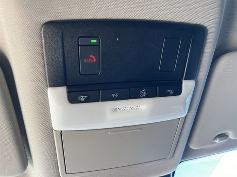 Certified 2023 Nissan Rogue SV image 20