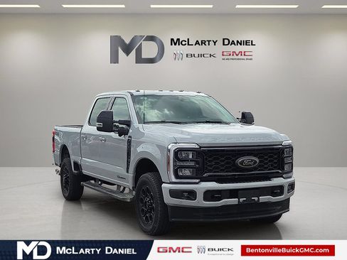 Used 2025 Ford F350 Lariat w/ Lariat Ultimate Package AWD/4WD image 1