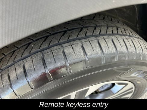 Used 2024 Subaru Crosstrek 2.0i Premium image 11