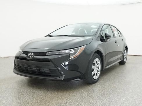 New 2026 Toyota Corolla LE image 32