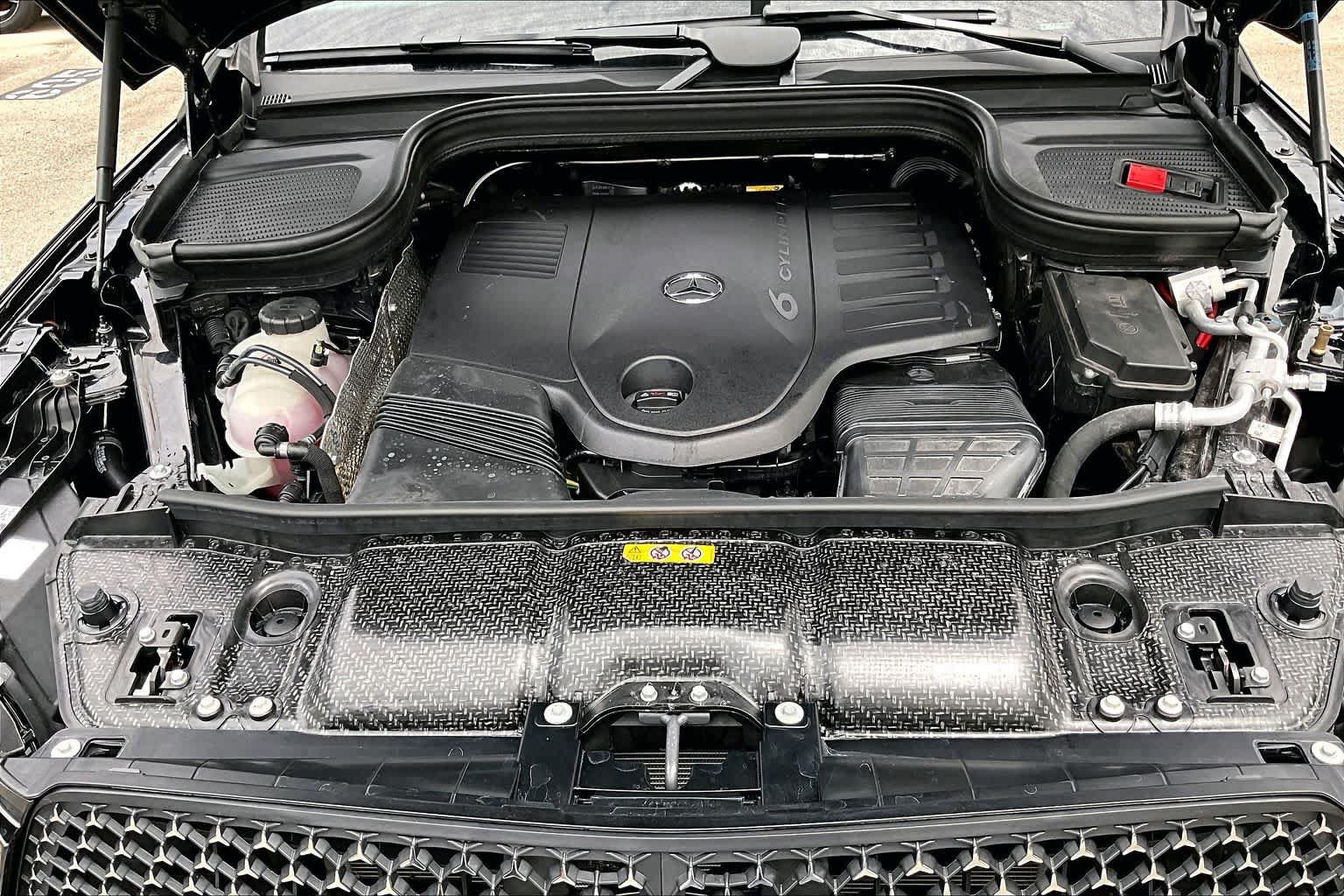 Certified 2026 Mercedes-Benz GLE 450 4MATIC image 32