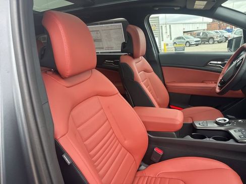 New 2026 Kia Sportage SX Prestige image 17