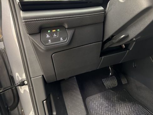 New 2026 Volkswagen Atlas SE AWD/4WD image 13
