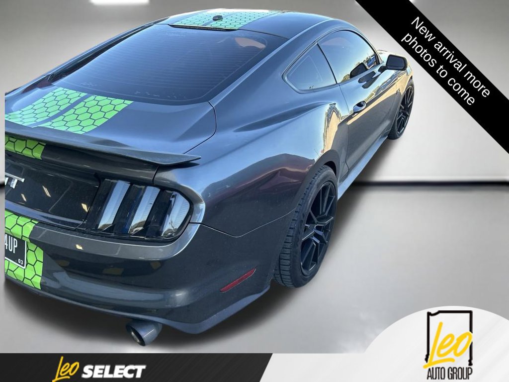 Used 2017 Ford Mustang GT Premium w/ GT Performance Package RWD image 6