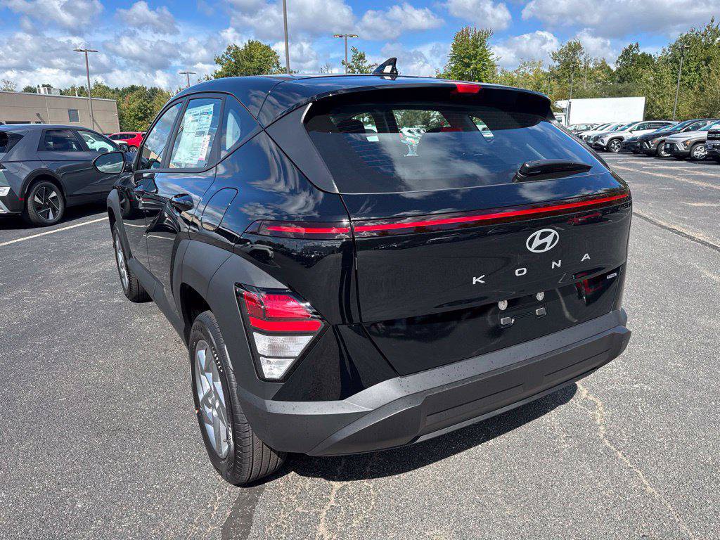 New 2027 Hyundai Kona SE AWD/4WD image 4