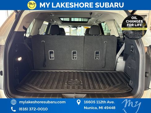 Used 2025 Subaru Ascent Touring AWD/4WD image 30