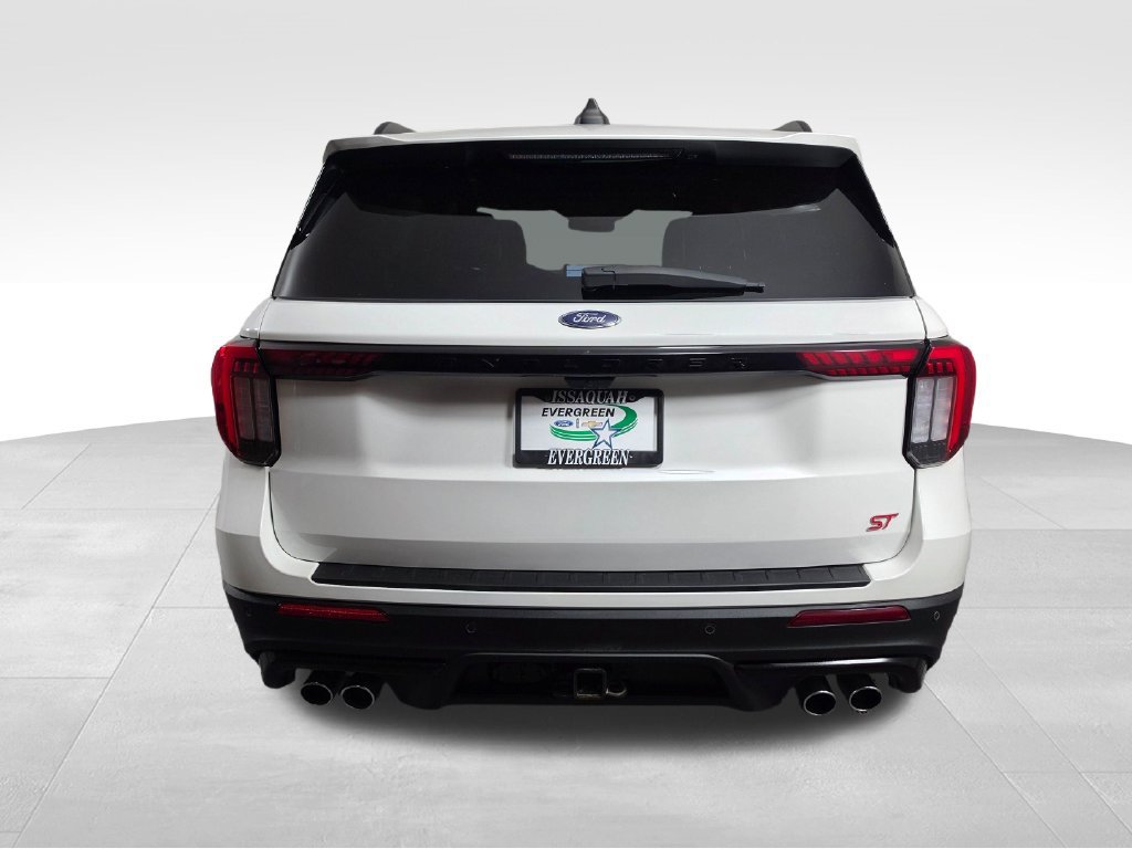 Certified 2025 Ford Explorer ST AWD/4WD image 6