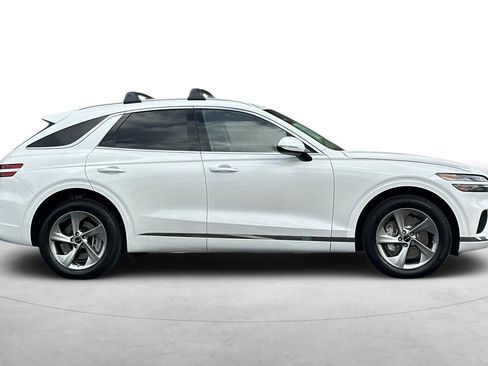 Used 2026 Genesis GV70 2.5T Select image 8