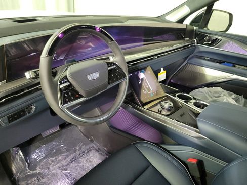 New 2025 Cadillac Escalade IQ Sport 2 image 12