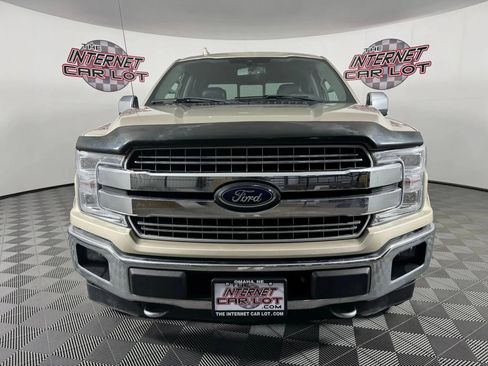 Used 2018 Ford F150 Lariat w/ Equipment Group 502A Luxury AWD/4WD image 2