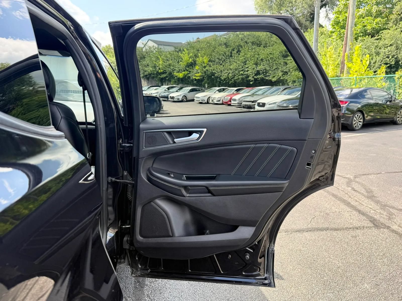 Used 2019 Ford Edge ST w/ Convenience Package AWD/4WD image 24