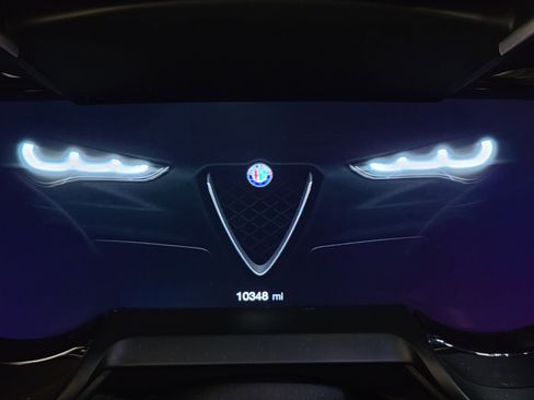 Used 2024 Alfa Romeo Stelvio Veloce image 34