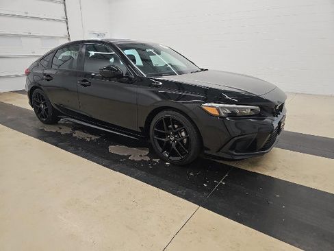 Used 2022 Honda Civic Sport image 1