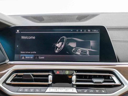 Used 2023 BMW X5 xDrive45e w/ M Sport Package image 15