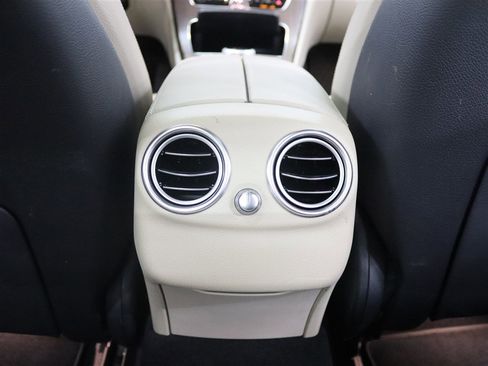 Used 2020 Mercedes-Benz C 300 4MATIC Sedan image 20