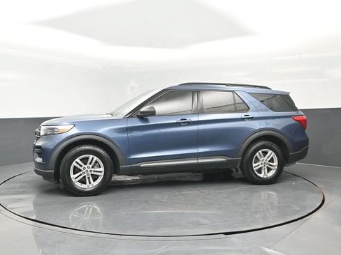 Certified 2020 Ford Explorer XLT AWD/4WD image 4