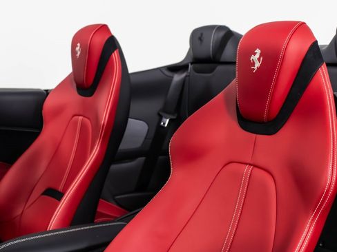 Certified 2024 Ferrari Roma Spider image 43