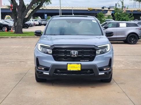 Used 2025 Honda Ridgeline Black Edition image 2