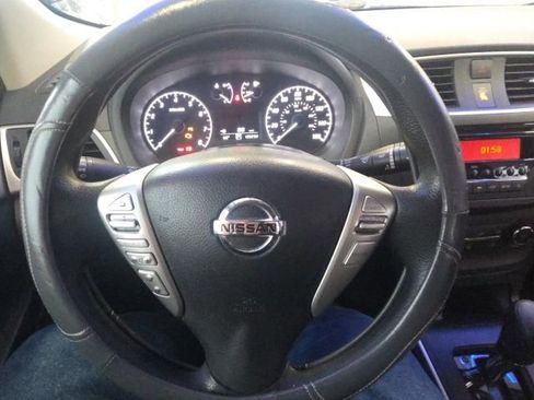Used 2017 Nissan Sentra S image 30